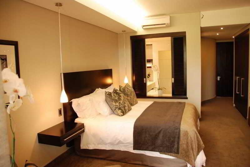 The Fairway Hotel, Spa & Golf Resort Randburg Exterior foto