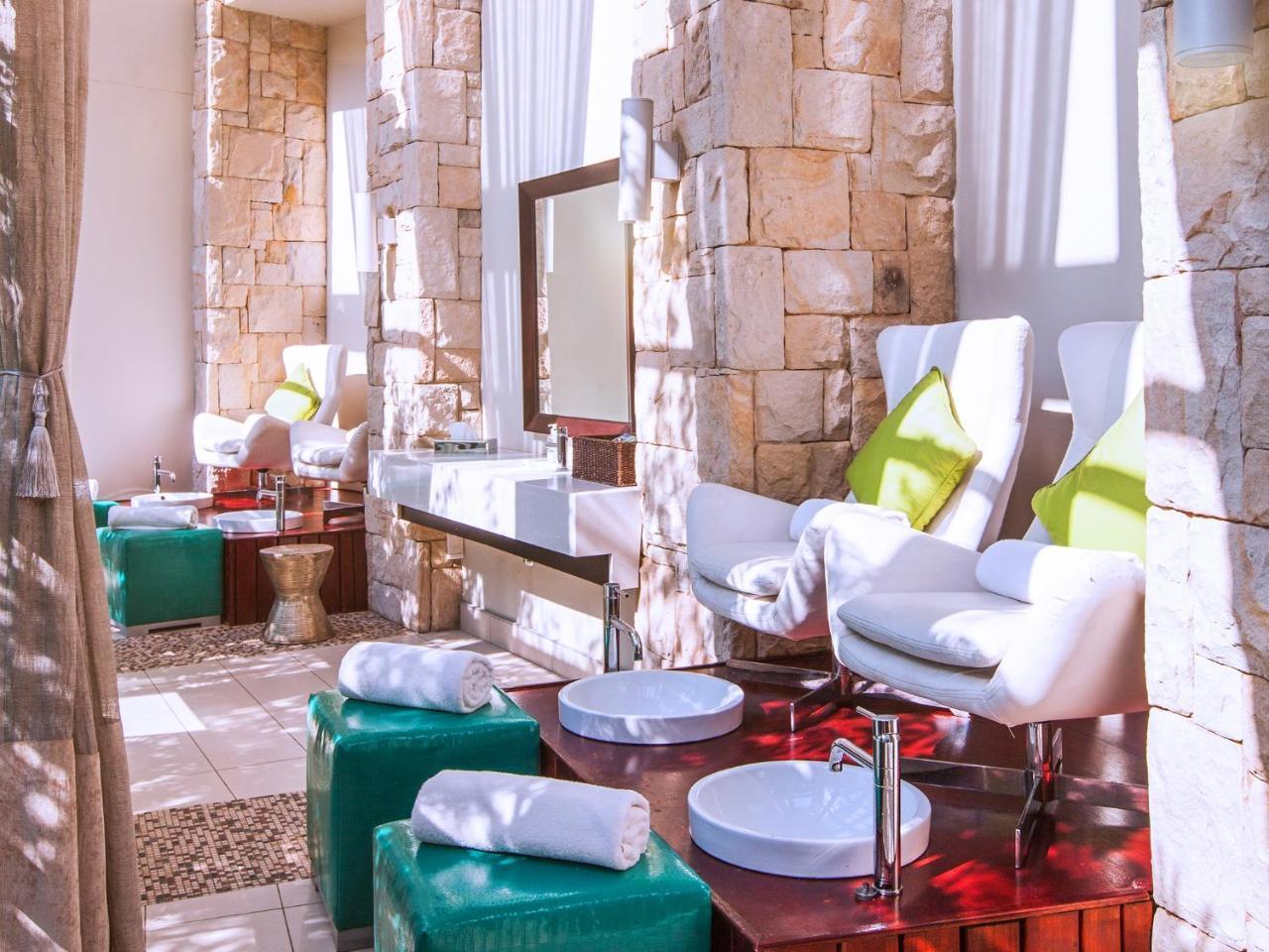 The Fairway Hotel, Spa & Golf Resort Randburg Exterior foto