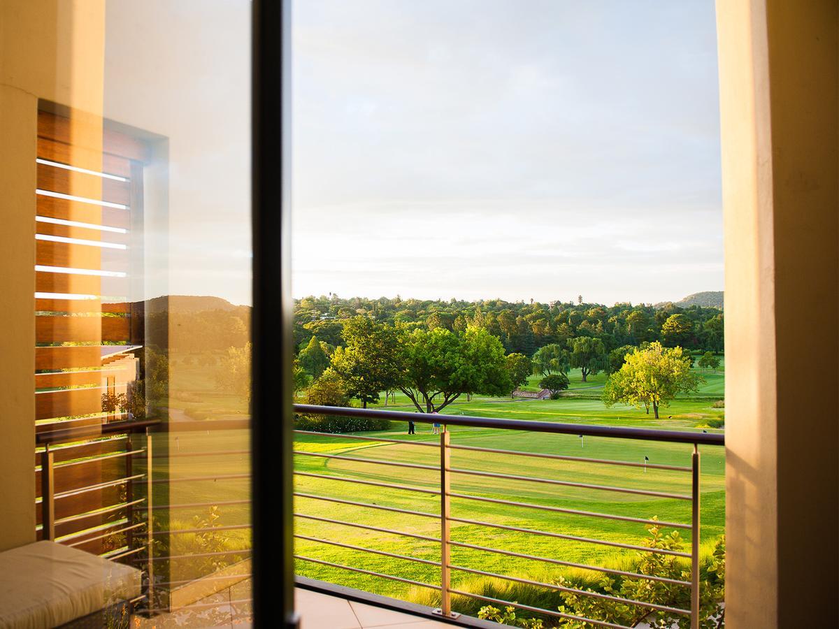 The Fairway Hotel, Spa & Golf Resort Randburg Exterior foto