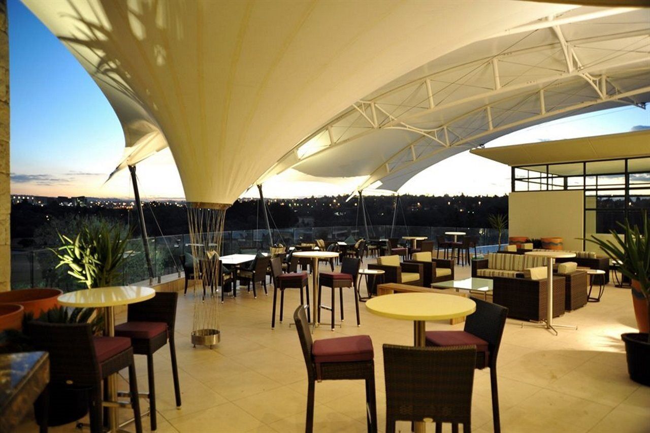 The Fairway Hotel, Spa & Golf Resort Randburg Exterior foto